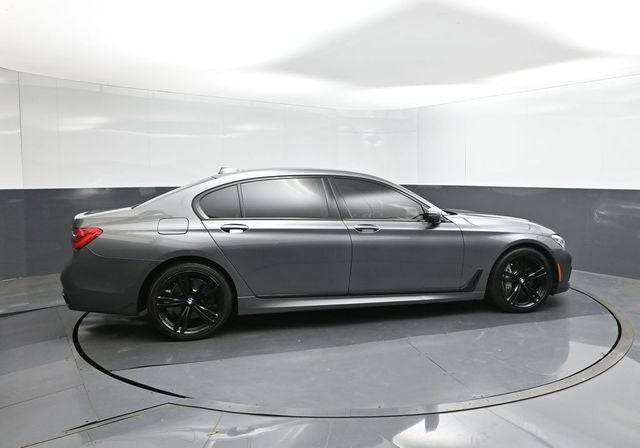 2017 BMW 7 Series 750i