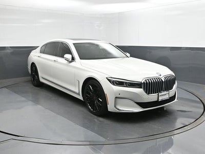 2022 BMW 7 Series 740i