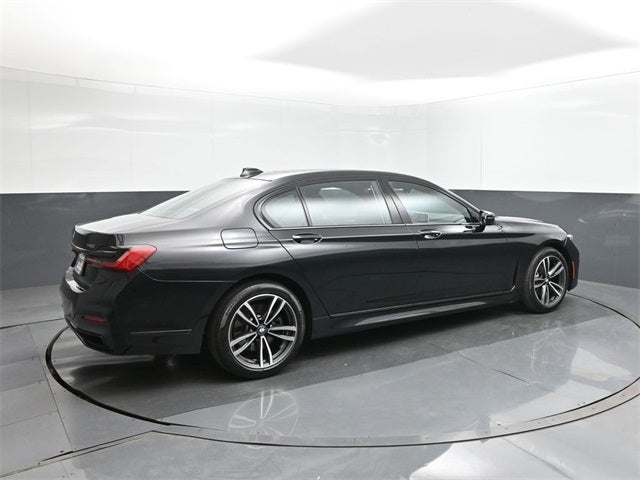 2022 BMW 7 Series 740i xDrive