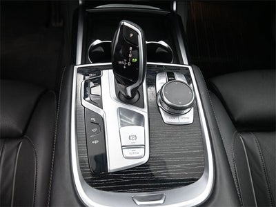 2022 BMW 7 Series 740i xDrive