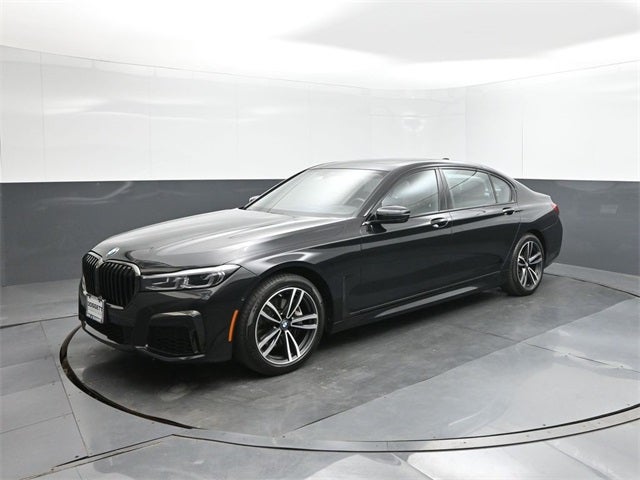 2022 BMW 7 Series 740i xDrive