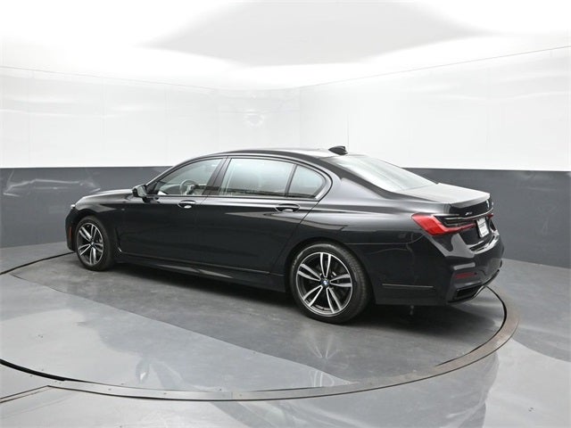2022 BMW 7 Series 740i xDrive