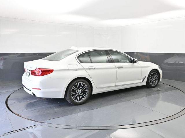 2018 BMW 5 Series 530i