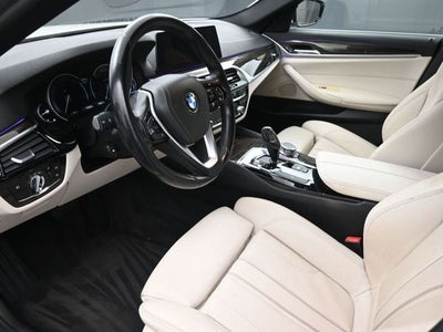 2018 BMW 5 Series 530i