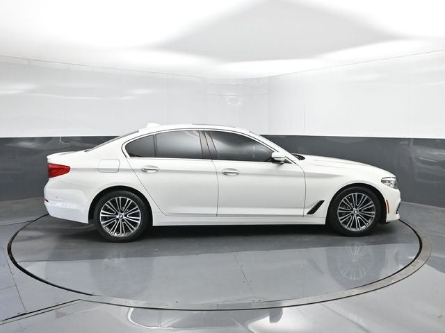2018 BMW 5 Series 530i