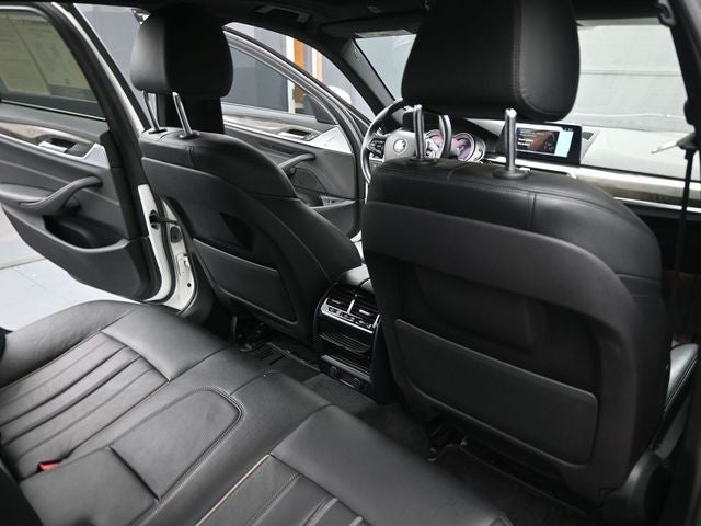 2018 BMW 5 Series 530i