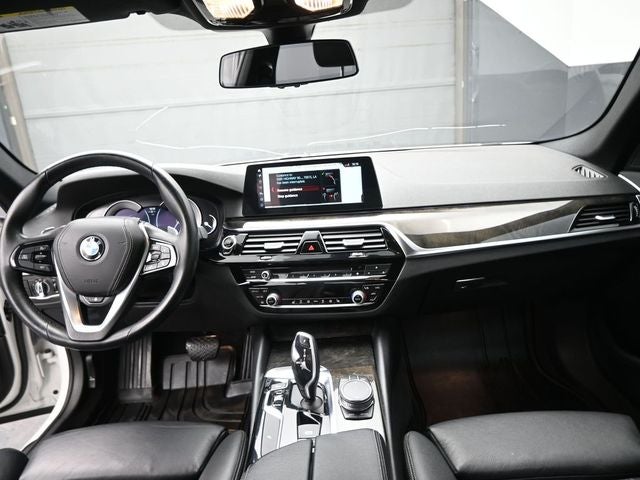 2018 BMW 5 Series 530i