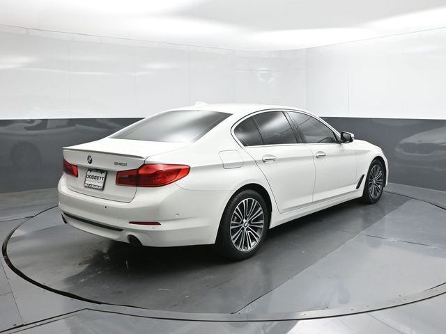 2018 BMW 5 Series 530i