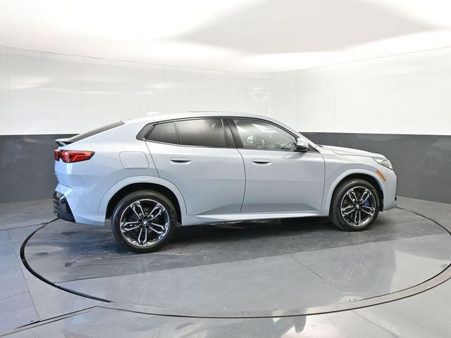 2025 BMW X2 xDrive28i