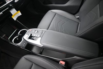2025 BMW X2 xDrive28i