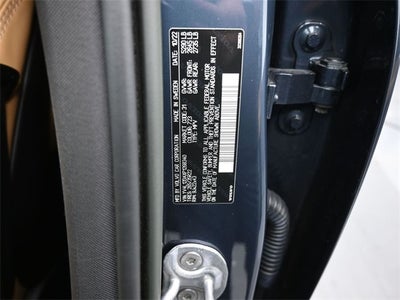 2023 Volvo XC60 B5 Ultimate Bright Theme