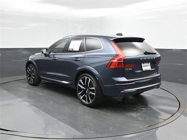 2023 Volvo XC60 B5 Ultimate Bright Theme
