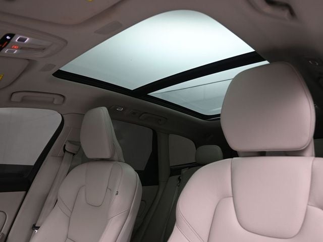 2023 Volvo XC60 B5 Core