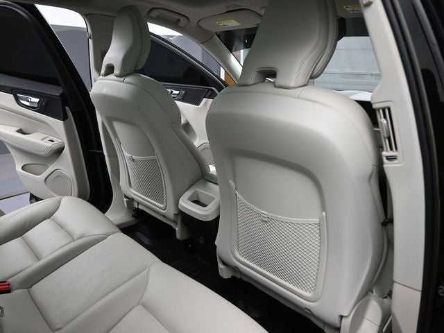 2023 Volvo XC60 B5 Core