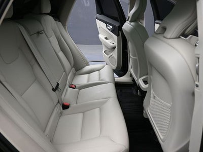 2023 Volvo XC60 B5 Core