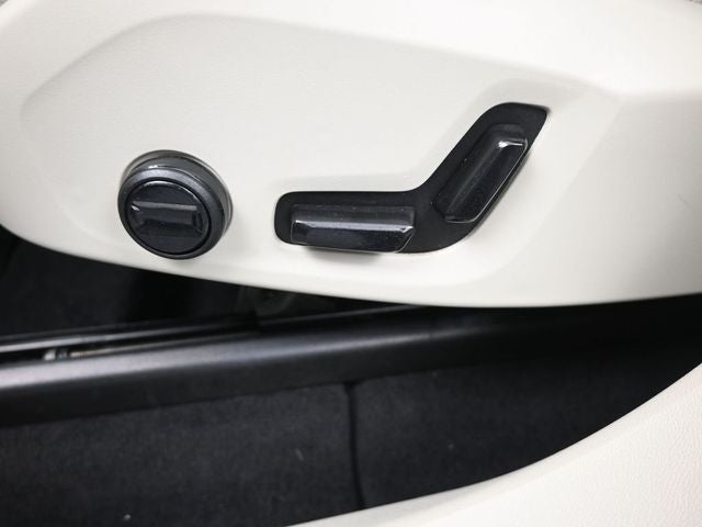 2023 Volvo XC60 B5 Core