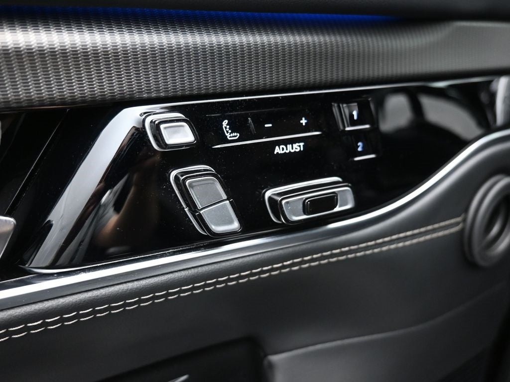 2023 Jeep Grand Wagoneer Series II