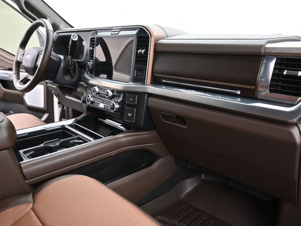 2025 Ford F-450SD King Ranch DRW