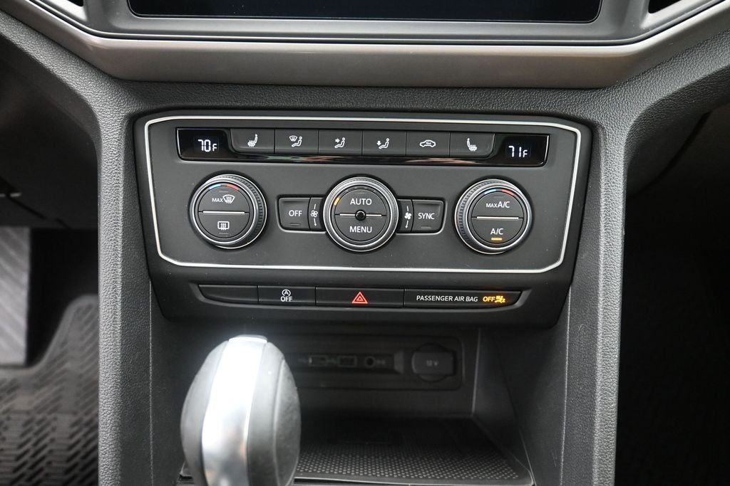 2020 Volkswagen Atlas Cross Sport 2.0T SE w/Technology