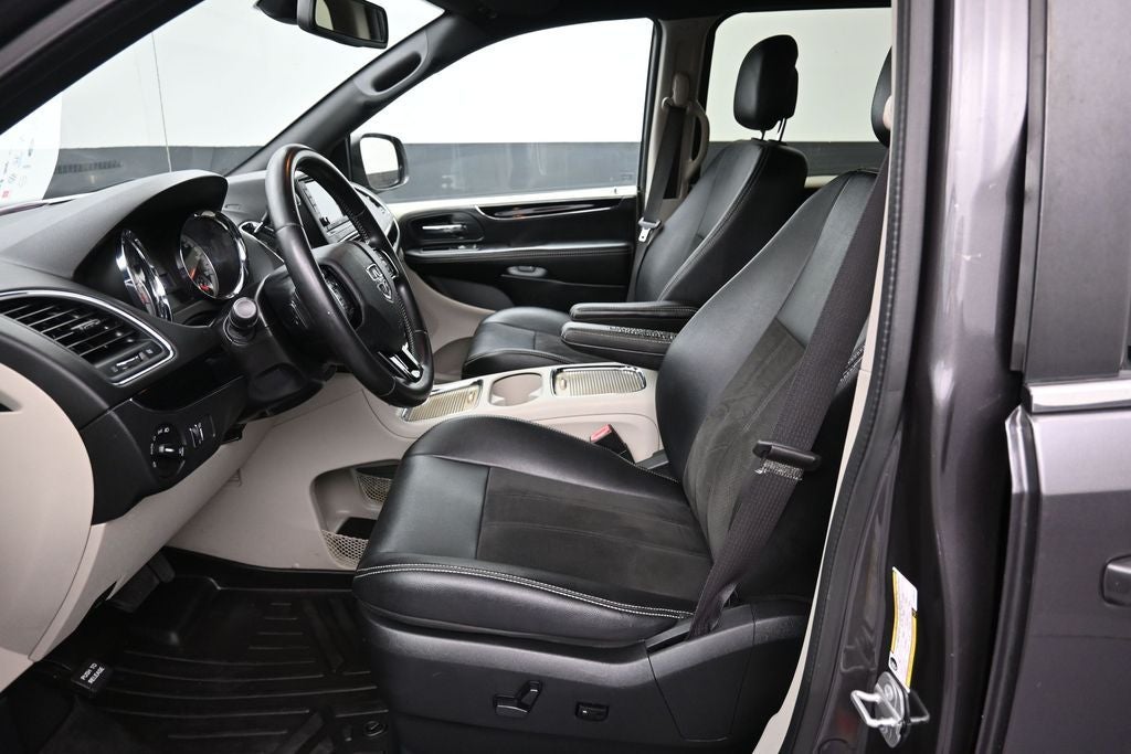 2020 Dodge Grand Caravan SXT