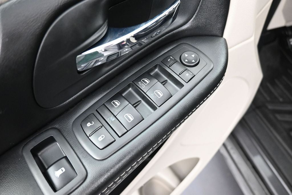 2020 Dodge Grand Caravan SXT