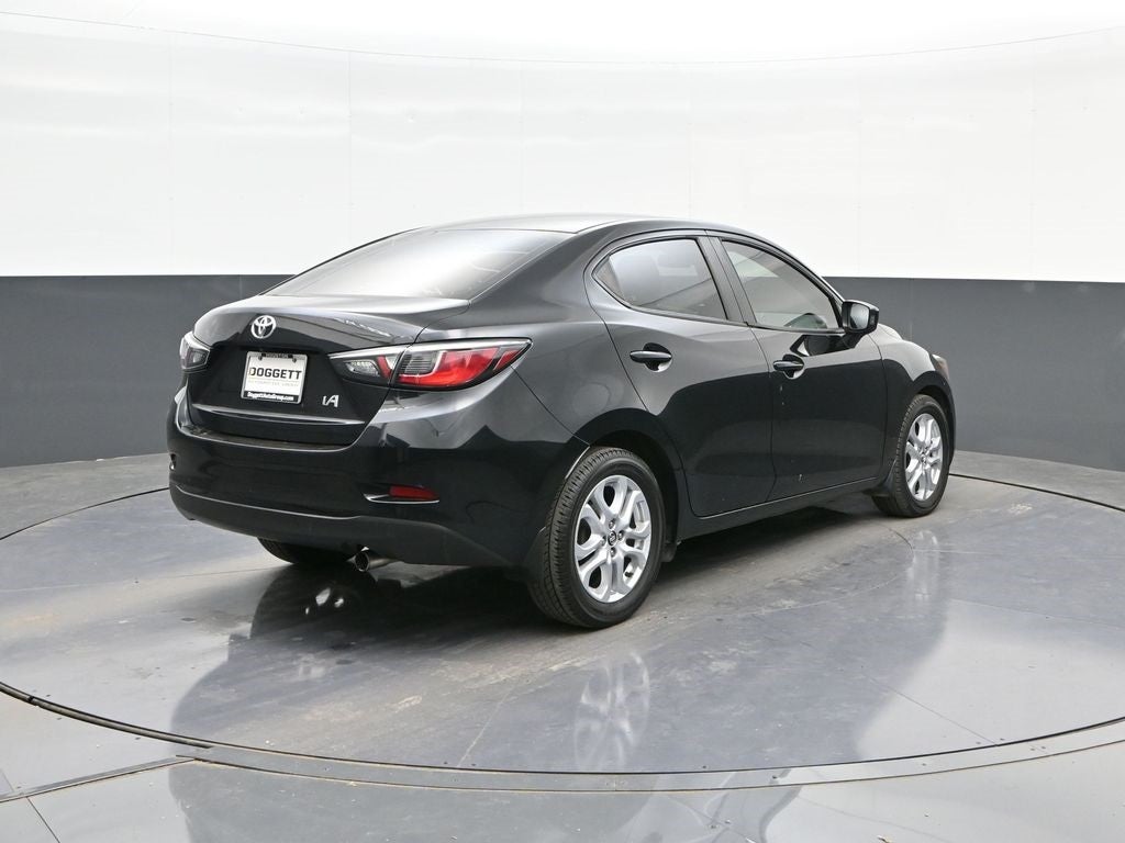 2017 Toyota Yaris iA Base