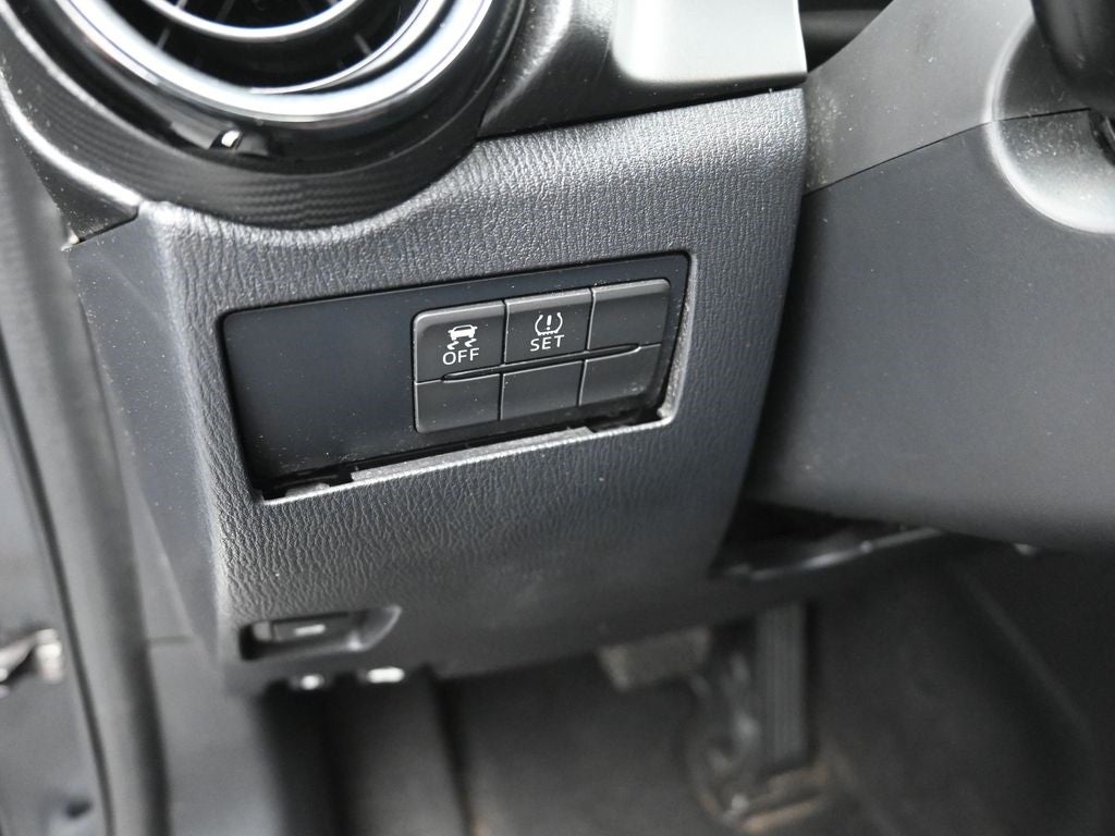 2017 Toyota Yaris iA Base