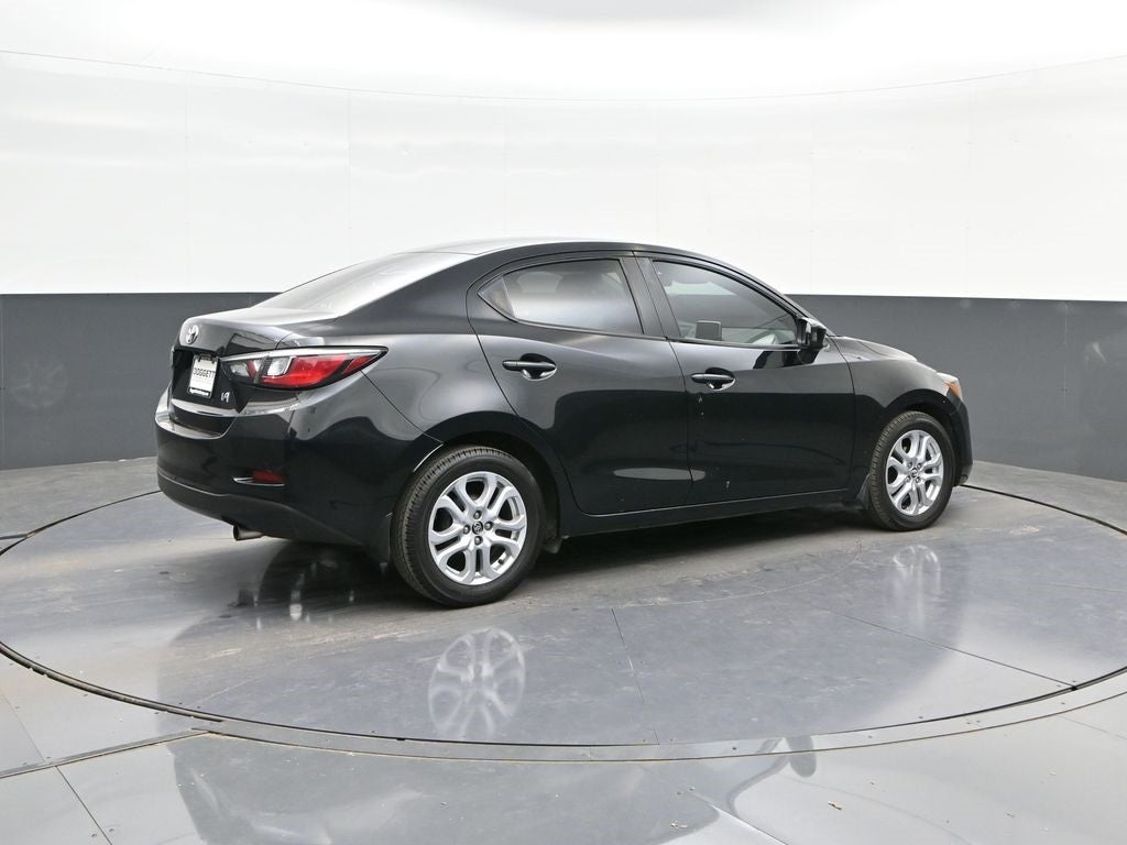 2017 Toyota Yaris iA Base