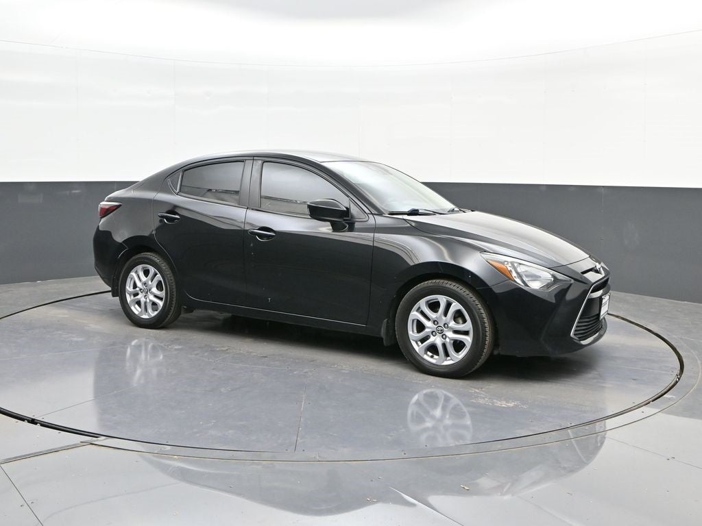 2017 Toyota Yaris iA Base