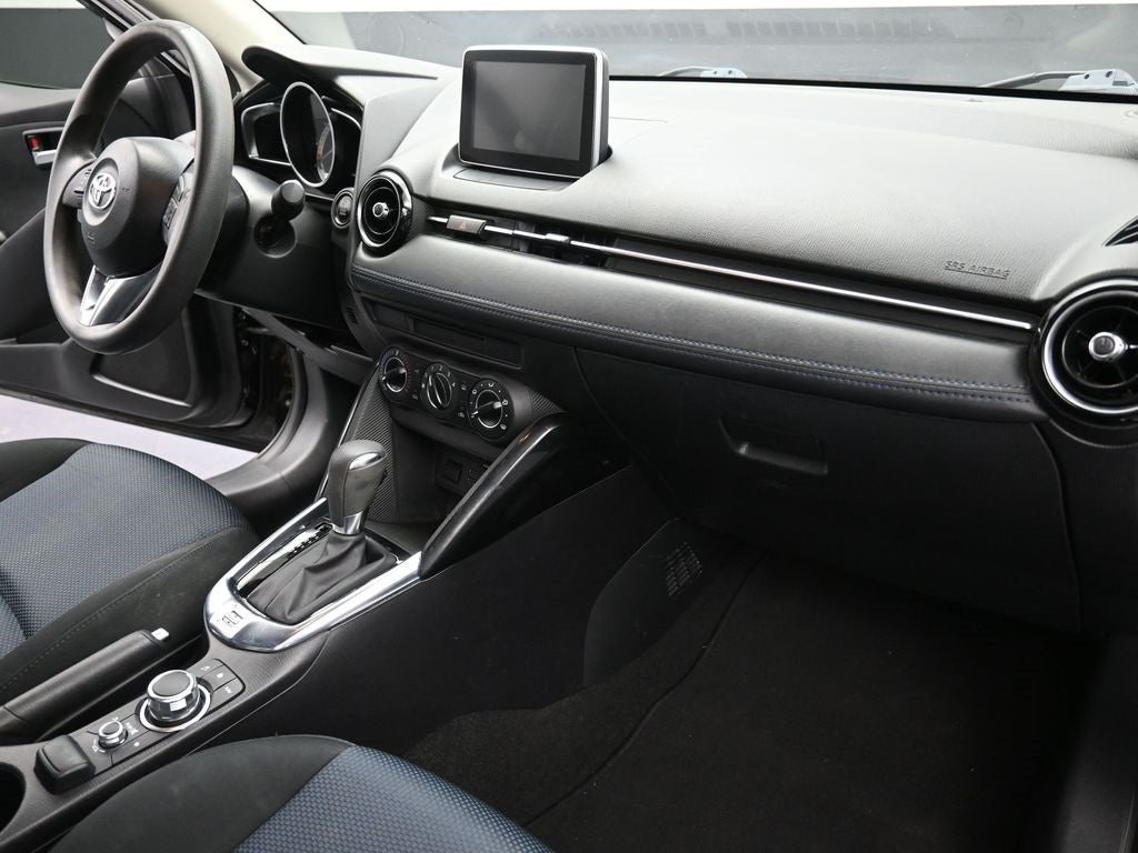 2017 Toyota Yaris iA Base