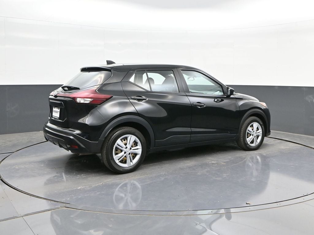 2022 Nissan Kicks S