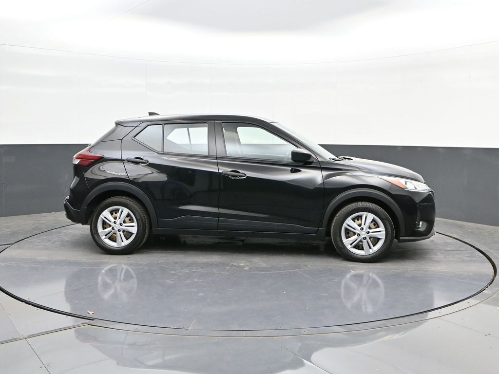 2022 Nissan Kicks S