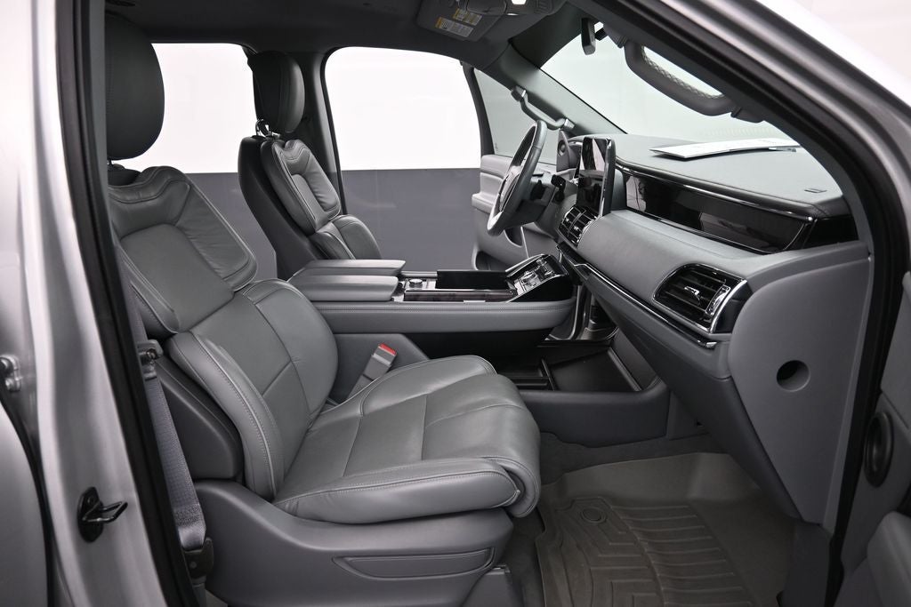 2019 Lincoln Navigator Select