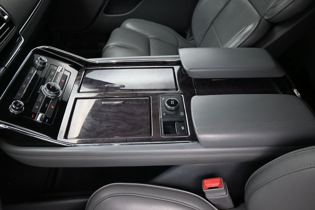 2019 Lincoln Navigator Select