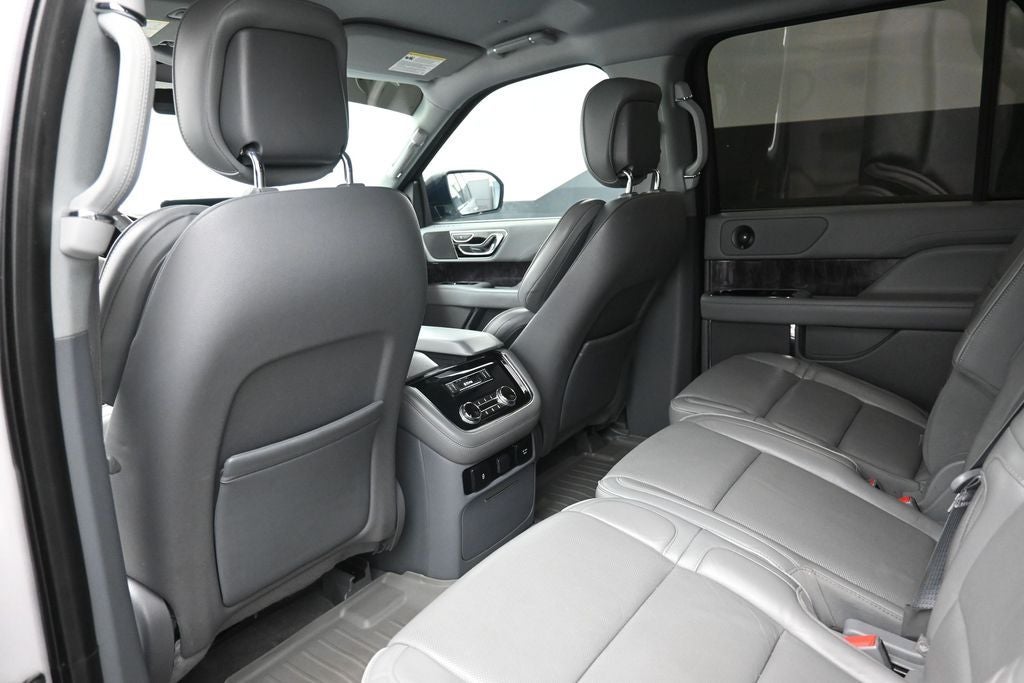 2019 Lincoln Navigator Select