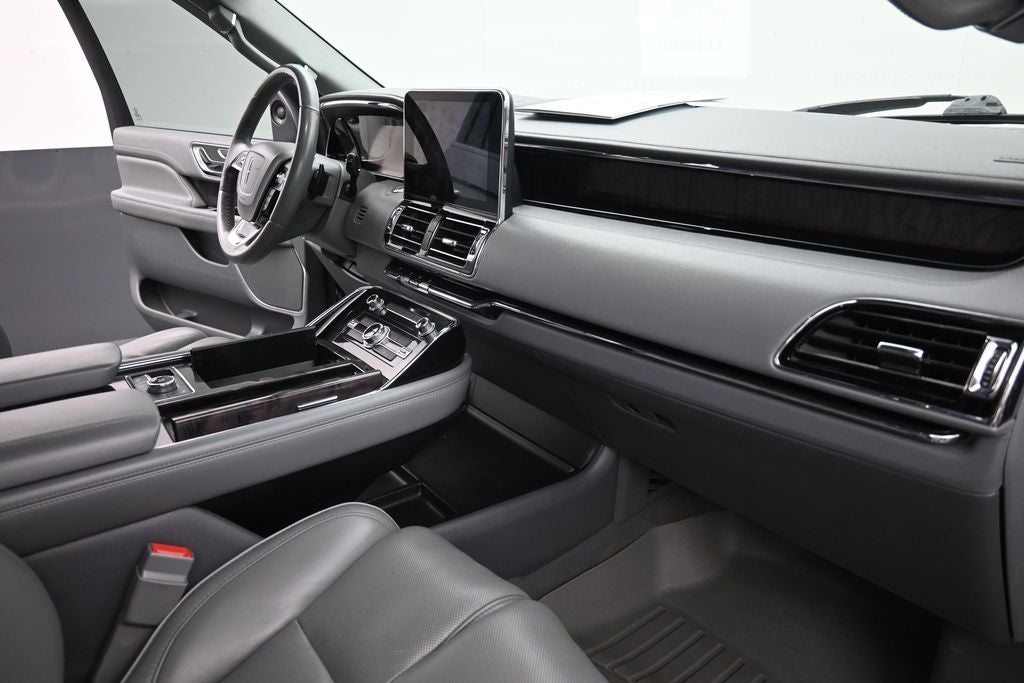 2019 Lincoln Navigator Select