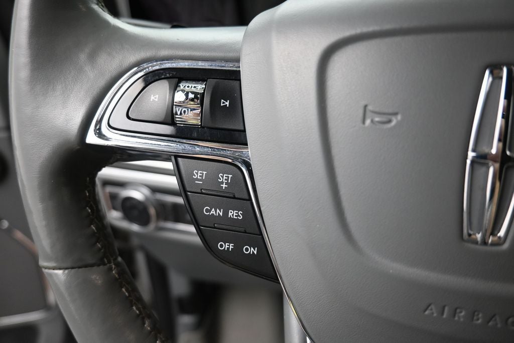 2019 Lincoln Navigator Select