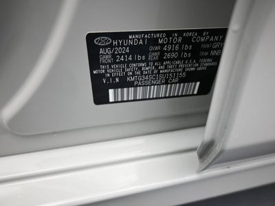 2025 Genesis G70 2.5T