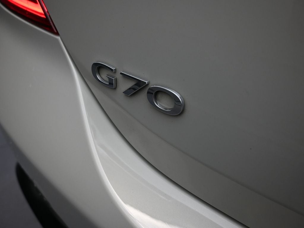 2025 Genesis G70 2.5T