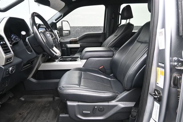 2022 Ford F-350SD LARIAT