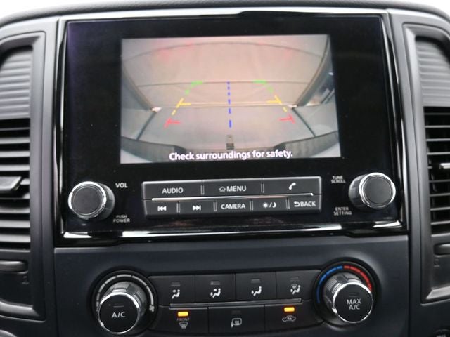 2022 Nissan Titan SV