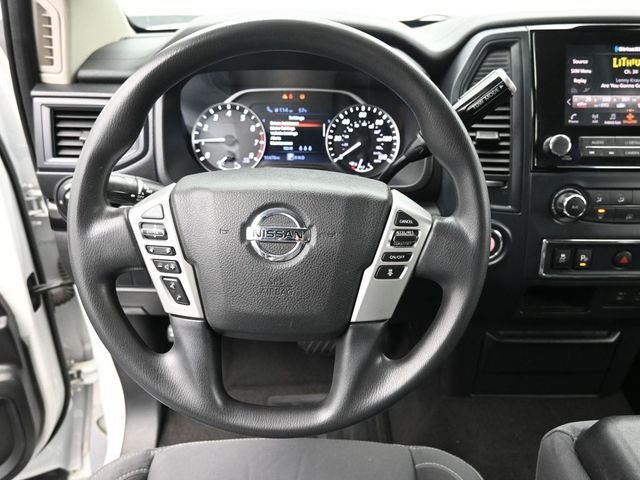 2022 Nissan Titan SV