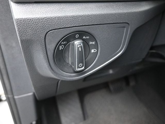 2019 Volkswagen Atlas 2.0T SE w/Technology w/Technology