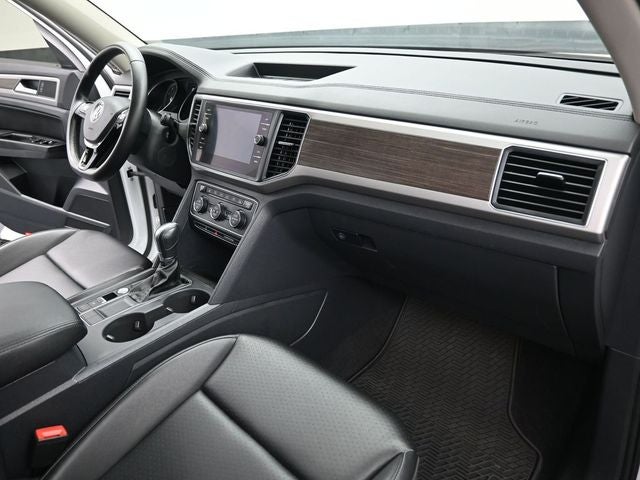 2019 Volkswagen Atlas 2.0T SE w/Technology w/Technology