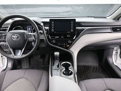 2022 Toyota Camry LE