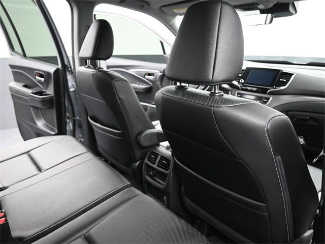 2022 Honda Ridgeline RTL-E Super Clean