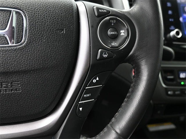 2022 Honda Ridgeline RTL-E Super Clean