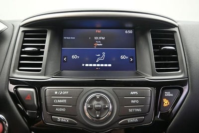 2017 Nissan Pathfinder SV