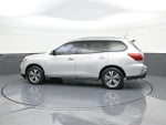 2017 Nissan Pathfinder SV