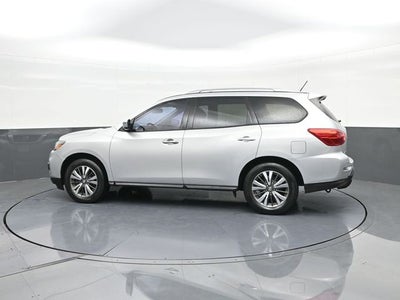 2017 Nissan Pathfinder SV